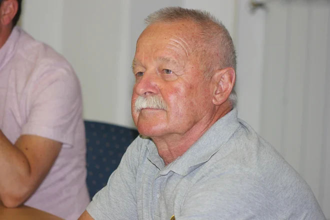 Janez Kavar je tisti, ki je zgodbo o tekmovanju na Mangartu odkril in predstavil znancu iz ZDA. FOTO: Milan Štulc