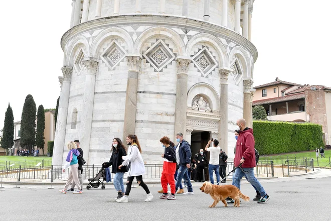Italiji se obeta vse prej kot brezskrbno poletje. FOTO: Jennifer Lorenzini/Reuters
