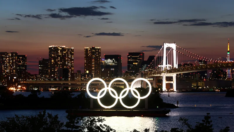 Fotografija: Tokio 2020 ali 2021, kakor je komu ljubše, bo nekaj posebnega tudi za člane slovenske olimpijske reprezentance, ki se bo osmič predstavila na poletnih OI. FOTO: Kai Pfaffenbach/Reuters