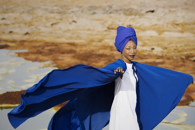 Fatoumata Diawara bo v ponedeljek v Cankarjevem domu predstavila svoj zadnji album Fenfo.&nbsp;FOTO: Aida Muluneh