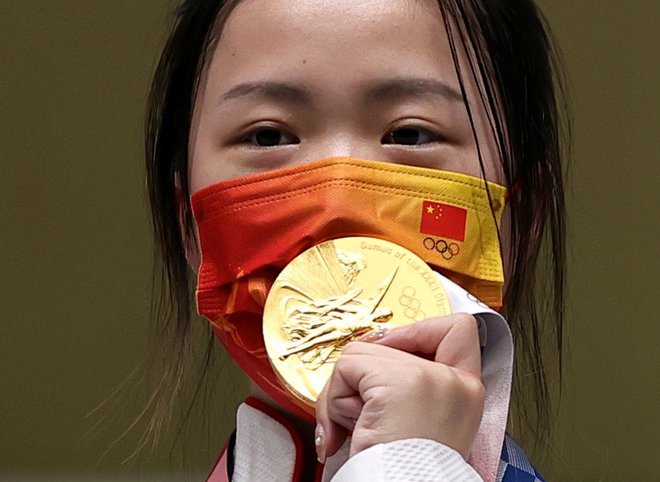 Qian Yang je osvojila naslov olimpijske prvakinje z zračno puško na 10 metrov. FOTO: Ann Wang/Reuters