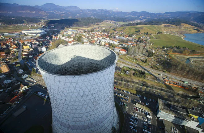 Teš je zadnjo podražitev izvedel januarja 2019, ko je ceno toplotne energije dvignil za 23,58 odstotka na 21,32 evra za megavatno uro. FOTO: Jože Suhadolnik/Delo