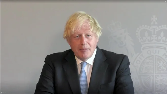 Dan vodilnega britanskega politika se običajno začne s tekom. »Potem vsaj vem, da me tisti dan ne more doleteti nič hujšega,« pravi Johnson. FOTO: Reuters