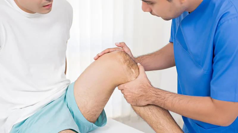 Fotografija: Pomembno je bilo tudi, da so poskrbeli za primerno telesno maso! Tudi o tem smo v Poletu veliko pisali; manjša masa, manj pritiska na sklepe. FOTO: Shutterstock