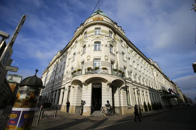 Portfelj sklada vključuje osem nepremičnin: štiri hotelske in štiri poslovne. FOTO: Jože Suhadolnik/Delo