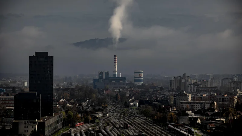 Fotografija: Skrb vzbujajoče je, da je slovenski dan okoljskega dolga vsako leto bližje svetovnemu dnevu Zemlje, 22. aprila. FOTO: Voranc Vogel/Delo