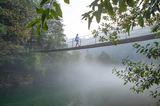 Idrija je raj za pohodnike in planince. Na poteh po njeni okolici najdete izjemne skrite naravne zaklade Unesco globalnega Geoparka Idrija. FOTO: Jošt Gantar