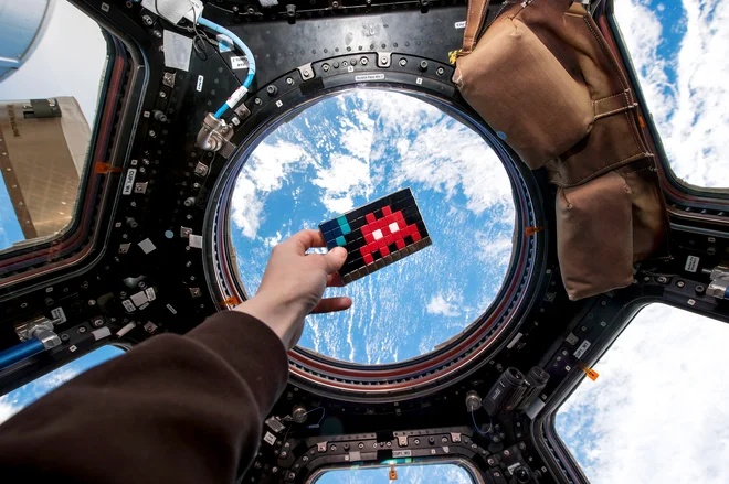 SPACE2, ISS, 2015. FOTO: ESA / NASA / INVADER