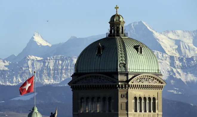 Švica je ne glede na vse del Evrope. FOTO: Thomas Hodel/Reuters