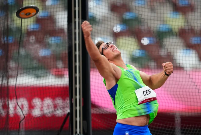 V Tokiu ga je ustavila olimpijska trema, a vse življenje v disku je še pred njim. FOTO: Aleksandra Szmigiel/Reuters