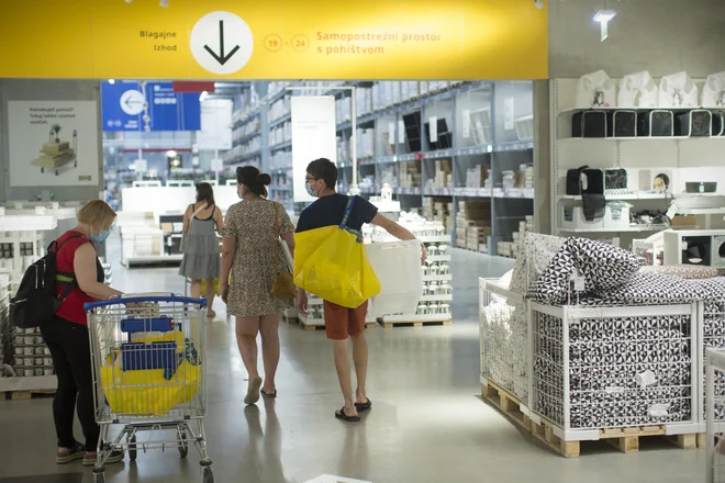 Marsikomu je všeč, da je Ikea končno pri nas, da lahko skočijo, kot pravijo, po kakšno malenkost.