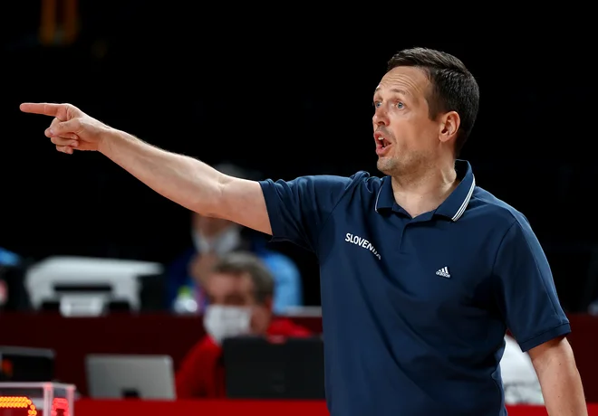 Aleksander Sekulić odlično vodi Slovence. FOTO: Sergio Perez/Reuters