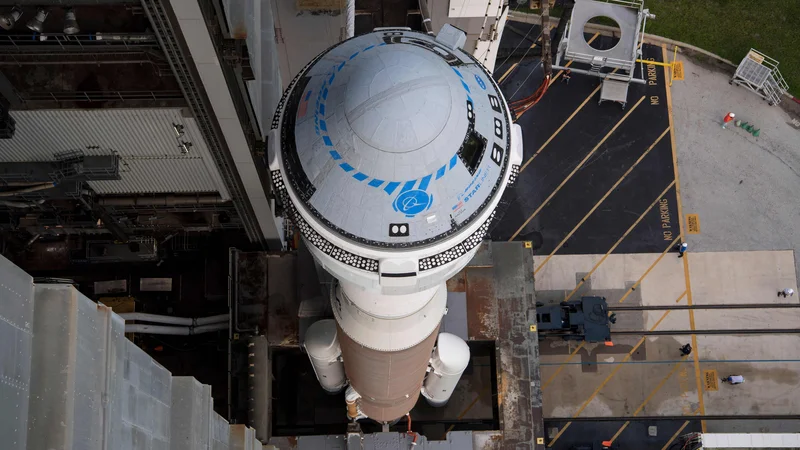 Fotografija: Starliner še ne bo poletel. FOTO: Nasa/Aubrey Gemignani/AFP