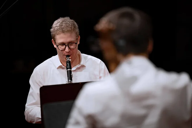 Nastopal je z Nürnberško filharmonijo, Filharmoničnim orkestrom Grazer in Mladinskim orkestrom Gustava Mahlerja. FOTO: Darja Stravs Tisu