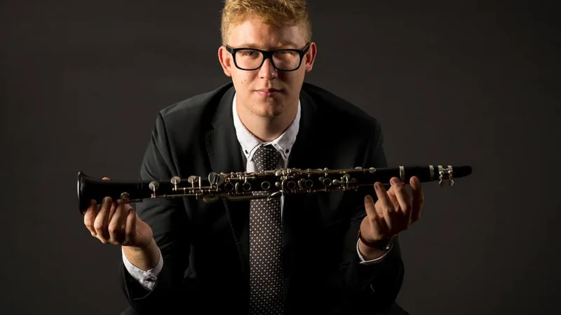 Fotografija: Je član orkestra Berlinske filharmonije, v katerem bo zaigral na basklarinetu, pred tem je bil član akademije orkestra Dunajskih filharmonikov. FOTO: Osebni arhiv