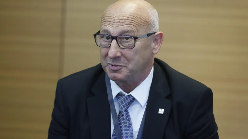 Fotografija: Konferenca Šport 2020, šport kot posel. 3. panel-Športne prireditve, kjer se srečata posel in šport. Na sliki Bogdan Gabrovec. Ljubljana, 8. september 2020 Foto Leon Vidic/delo