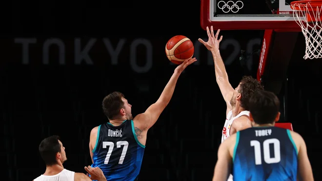 Naše zmage izhajajo iz dela, enotnosti, tovarištva in velikodušnosti. (Pau Gasol) FOTO: Brian Snyder/Reuters