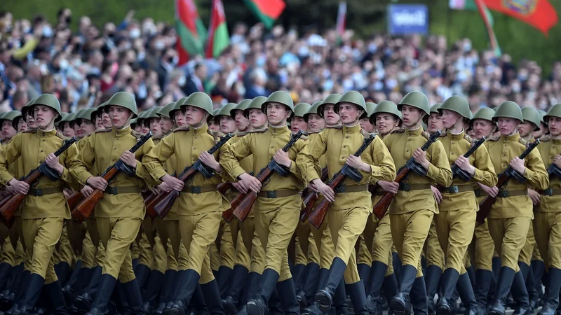 Fotografija: Tudi zato današnje razmere nikakor niso zgolj notranjepolitično belorusko vprašanje, kot to poskuša prikazati uradni Minsk ob podpori Moskve, ampak je še kako evropski problem. FOTO: Sergei Gapon/AFP