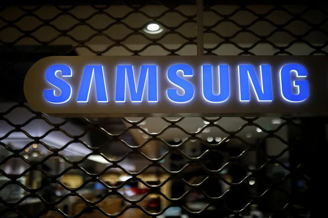 Samsung ima v Vietnamu večjo proizvodnjo, zaradi novega vala okužb s covidom-19 pa je ta nekoliko zastala. FOTO: Kim Hong-ji/Reuters