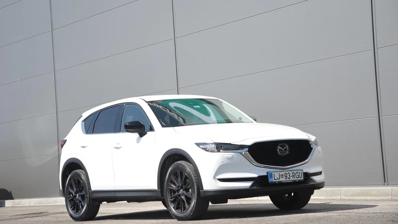 Fotografija: Mazda CX-5 še zmore prepričati.
FOTO: Gašper Boncelj