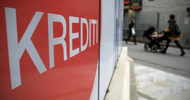 Povečano povpraševanje po potrošniških posojilih v zadnjih mesecih opažajo v banki UniCredit, kjer napovedujejo dodatno krepitev povpraševanja. FOTO: Blaž Samec