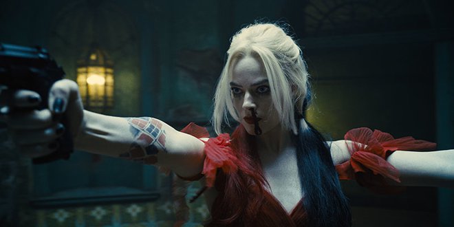 V filmu izstopa Marogt Robbie kot Harley Quinn Foto Promocijsko Gradivo