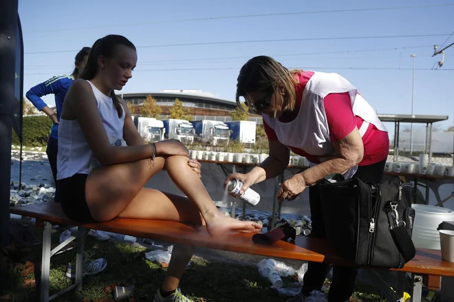 Vemo, da je vsak, ki se redno giba, po svoje odvisen od vadbe. FOTO: Leon Vidic/Delo