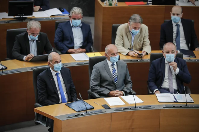 Simono Kustec zagovor pred poslanci čaka že drugič, Vizjaka prvič. FOTO: Uroš Hočevar/Delo