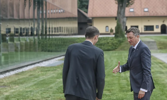 Dan slovenske diplomacije že dolgo ni razlog za veselje diplomatov. Drugače je pri politikih. FOTO: Blaž Samec/Delo