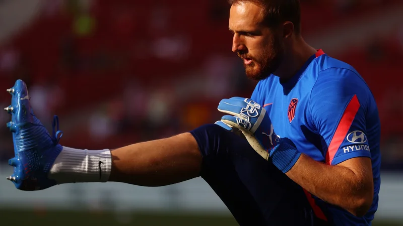 Fotografija: Jan Oblak je svojo mrežo tokrat ohranil nedotaknjeno. FOTO: Juan Medina/Reuters