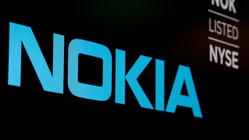 Fotografija: Iz Nokie so danes sporočili, da bodo v sodelovanju z operaterjem A1 Telekom Austria Group svoj 5G odtis pustili še v treh državah. FOTO: Brendan Mcdermid/Reuters