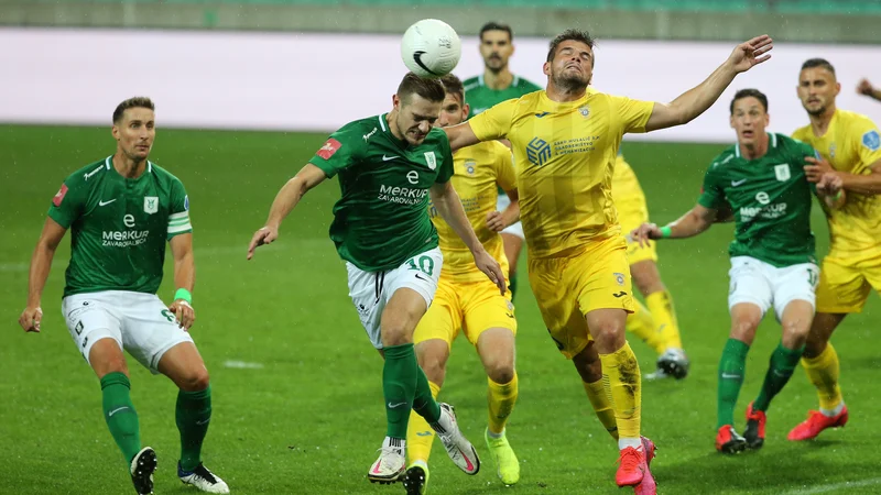 Olimpijini nogometaši so slabo odprli derbi Ljubljanske kotline, končali pa so ga s prepričljivo zmago. FOTO: Jože Suhadolnik/Delo