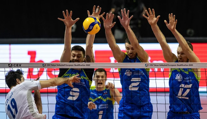 Slovenski odbpjkarji so že vrsto let visoka ovira za vse tekmece. FOTO: John MacDougall/AFP