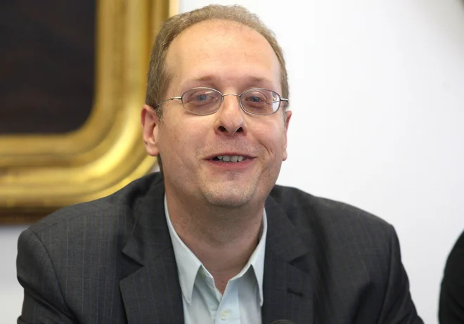 Matej Makarovič, dekan Fakultete za informacijske študije, ki bo prerasla v univerzo,&nbsp;je častni predsednik podmladka SDS. FOTO: Igor Zaplatil/Delo&nbsp;
