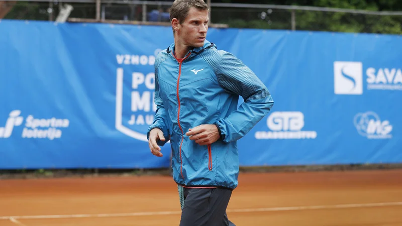 Fotografija: Za Blaža Rolo je bil Švicar Henri Laaksonen previsoka zadnja ovira za preboj na glavni turnir OP ZDA v New Yorku. FOTO: Leon Vidic/Delo