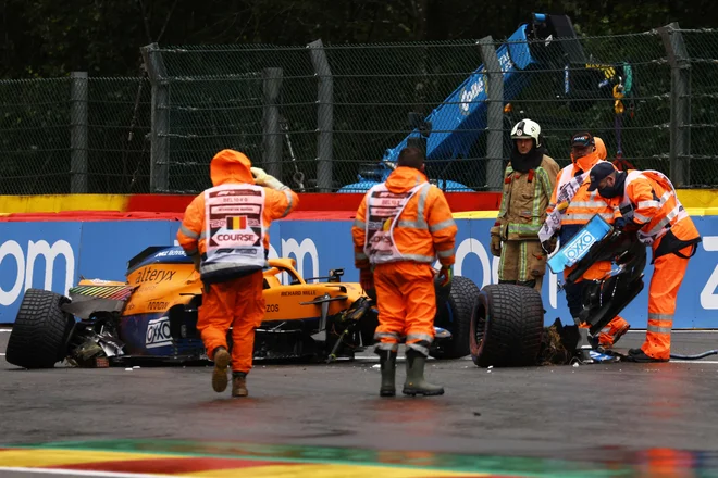 Lando Norris je imel očitno srečo v nesreči. FOTO: Kenzo Tribouillard/AFP