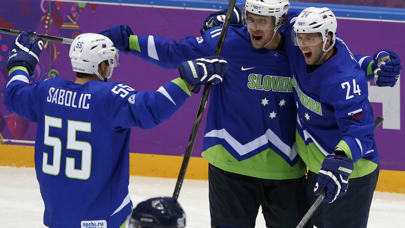 Fotografija: Slovenski hokejisti so vendarle dosegli zmago na turnirju v Oslu. FOTO: Grigory Dukor/Reuters