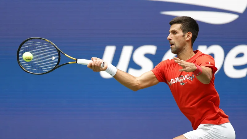 Fotografija: Đoković (na fotografiji) med sobotnim treningom v New Yorku. FOTO: Sarah Stier/AFP