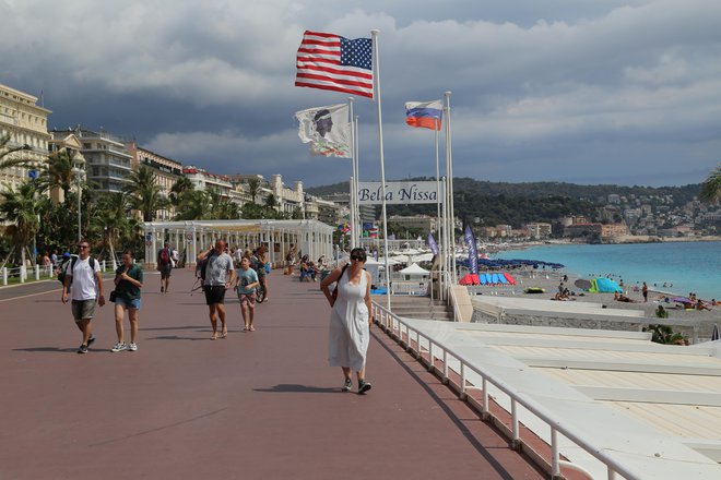 Slovita Angeška promenada ali Promenade des Anglais FOTO: Milan Ilić