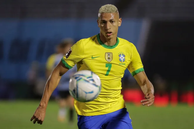 Zvezdnik Evertona, Richarlison (na fotografiji), bo ostal v Liverpoolu. FOTO: Raul Martinez/AFP