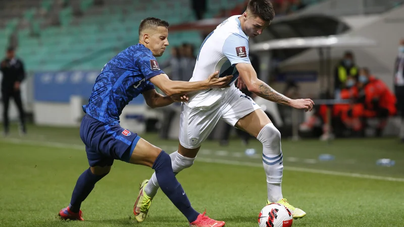 Fotografija: Benjamin Šeško si je na prvi uradni tekmi v dresu reprezentance prislužil ovacije. FOTO: Voranc Vogel