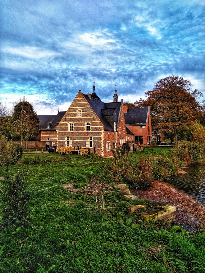 V Belgijo je odšla lani novembra med strogim zaprtjem javnega življenja. Na fotografiji Abdij van park v Leuvenu. FOTO: Osebni arhiv