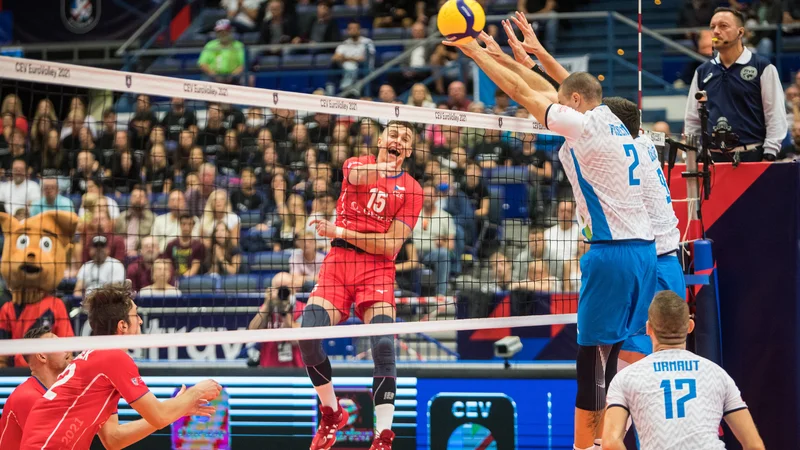 Fotografija: Slovenci niso bili kos Čehom. FOTO: OZS/Ondra Driml