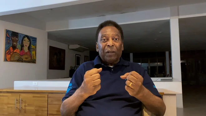 Edson Arantes do Nascimento, znan kot Pele, ima zaradi starosti vse več zdravstvenih težav. FOTO: Joe Fraga/AFP