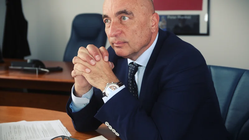 Fotografija: Tomaž Subotič s poslovnimi parnerji že drugič prevzema družbo pooblaščenko, ki ima 20 odstotni delež jeklarne v Štorah. FOTO: Igor Zaplatil/Delo