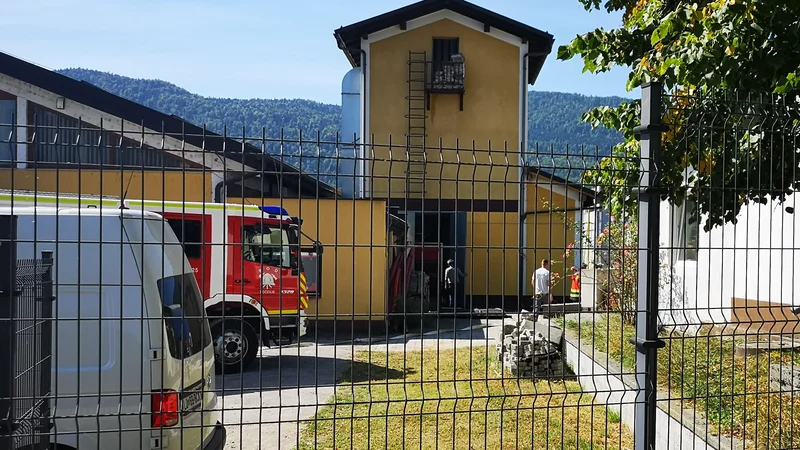 Fotografija: Ognjene zublje so gasilci pravočasno ukrotili. FOTO: Milan Glavonjić