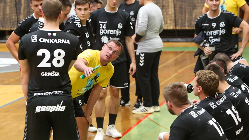 Fotografija: Zoran Jovičić stavi na kombinacijo mladosti in izkušenj.
FOTO: RK Gorenje