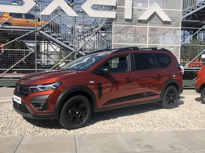 Dacia jogger proti trendu – enoprostorec na klasični pogon<br />
FOTO: Gašper Boncelj
