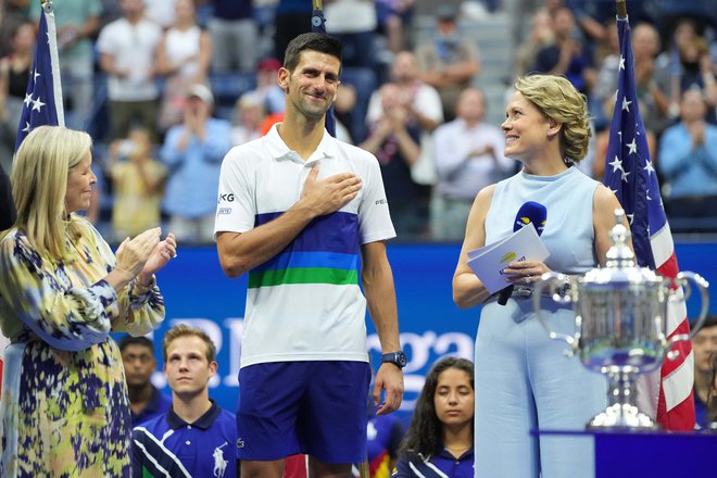 Novak Đoković si je kljub porazu srce napolnil s srečo. FOTO: Danielle Parhizkaran/Usa Today Sports