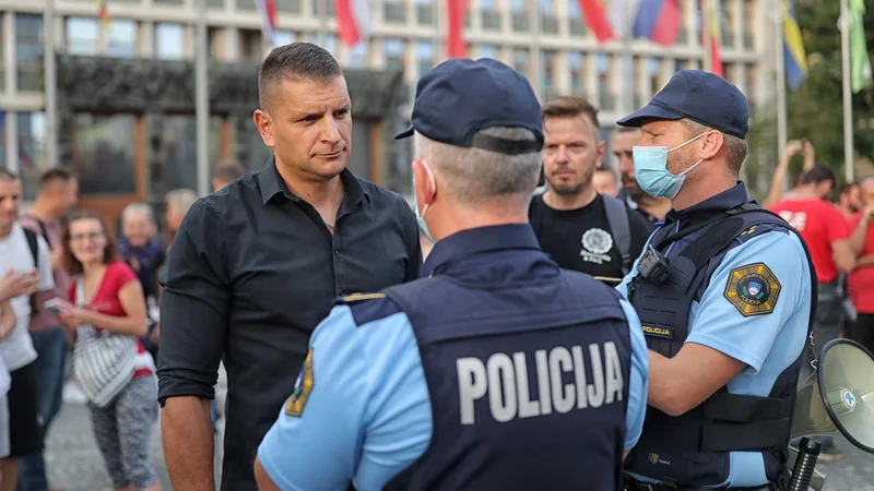 Fotografija: Zoran Stevanović, kranjski mestni svetnik, nekdanji kandidat za kranjskega župana in nekdanji član SNS, ki je letos ustanovil svojo stranko. FOTO: Blaž Samec/Delo